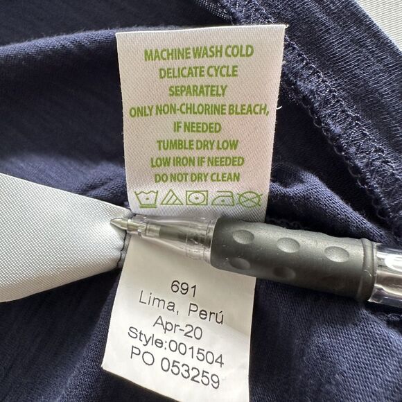 Lilly Pulitzer Navy V-Neck Tee Shirt Women’s Small S Short Sleeve Casual Top - Picture 7 of 9